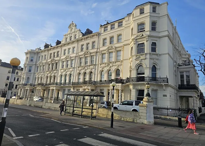 Hove Mansions Apartment